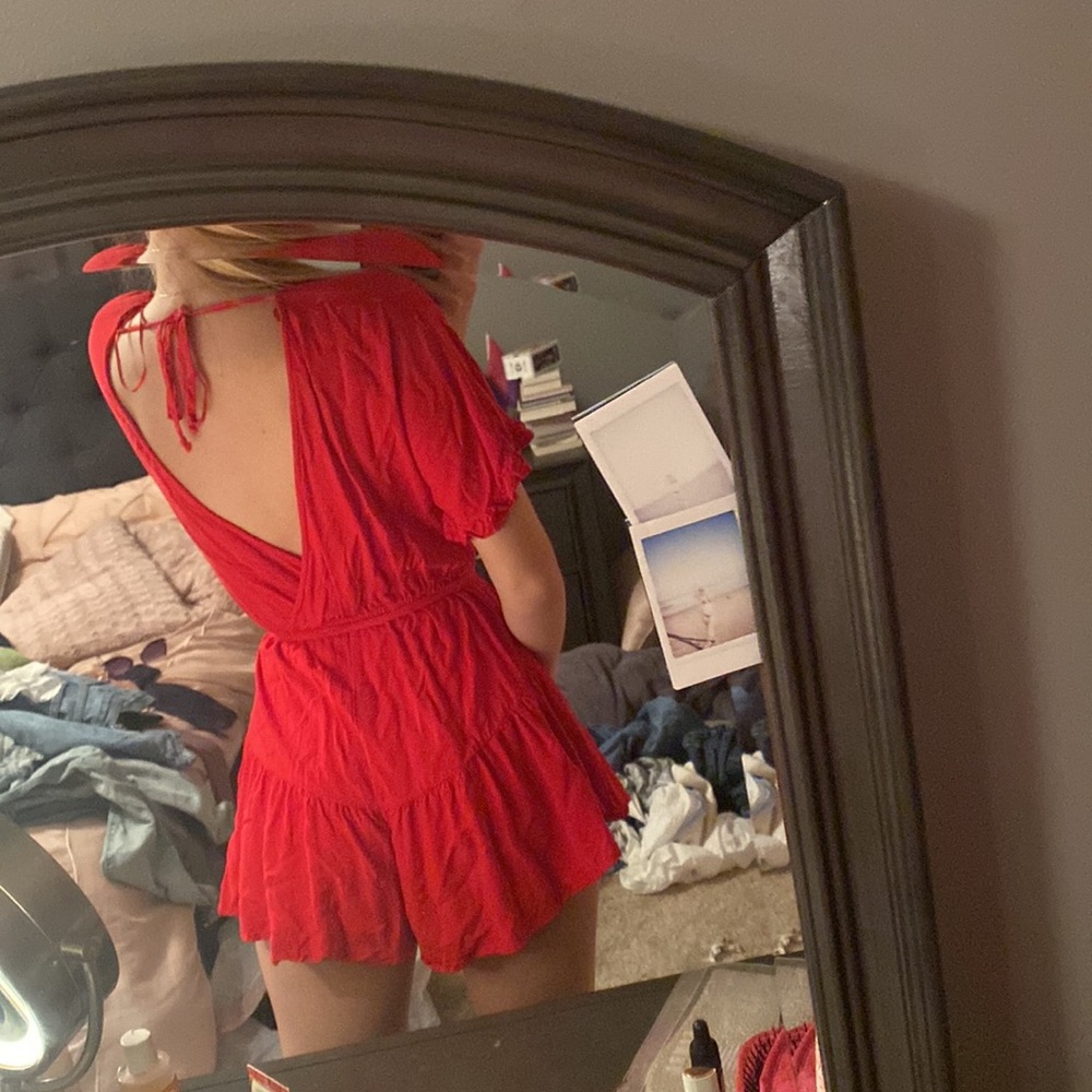 Backless Romper - Picture 2 of 3
